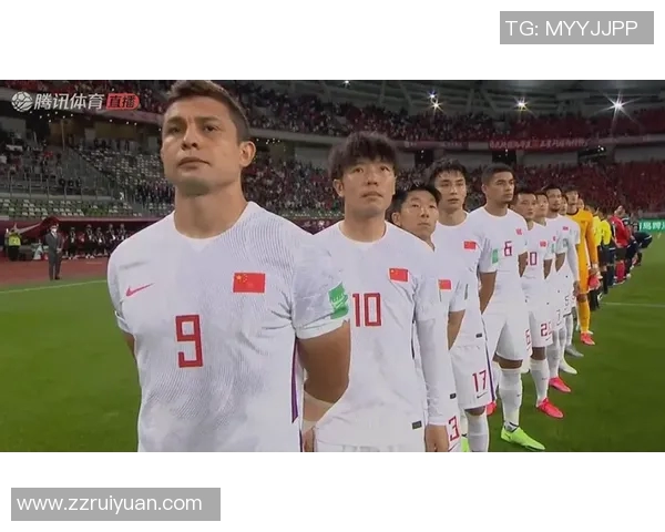 足球明星私密生活揭秘令人震惊的裸体视频曝光引发热议